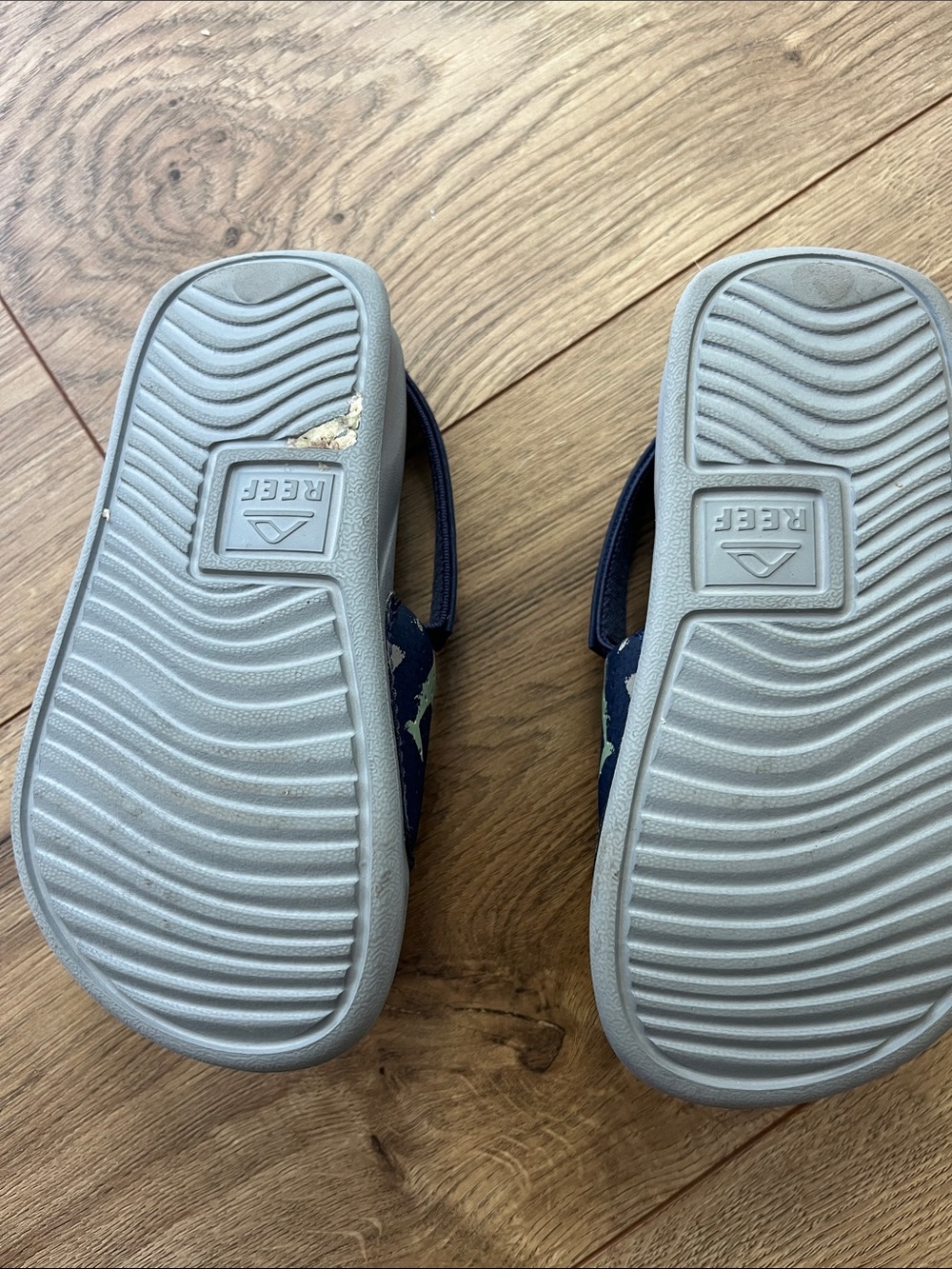 Reef Kids Salty Slide toddler boys Camo Slide Sandals US 9 - Picture 4 of 5
